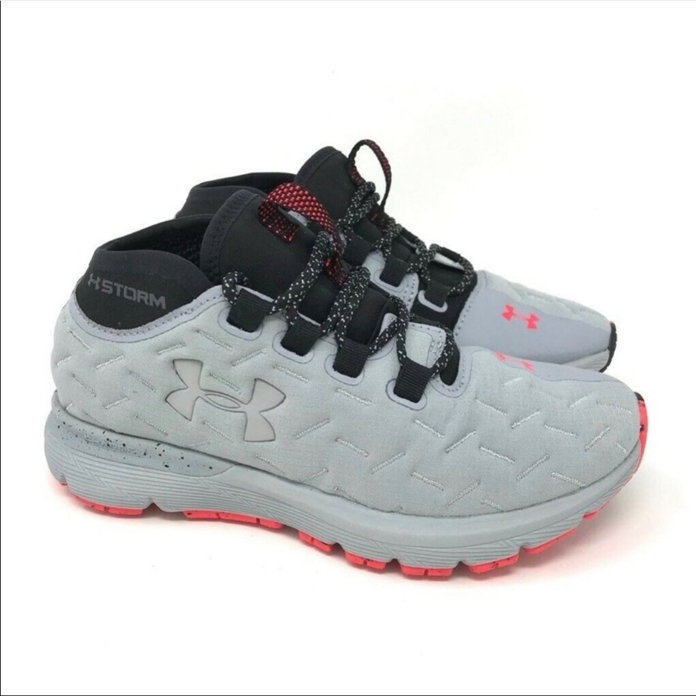 Woman’s Underarmour charged reactor tennis shoe. Brand New. Never worn. Size 6.
